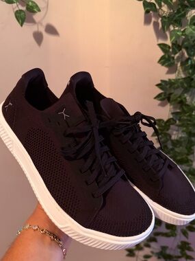 FLUX Men's /women Black Knit Lace-Up Sneakers with White Sole